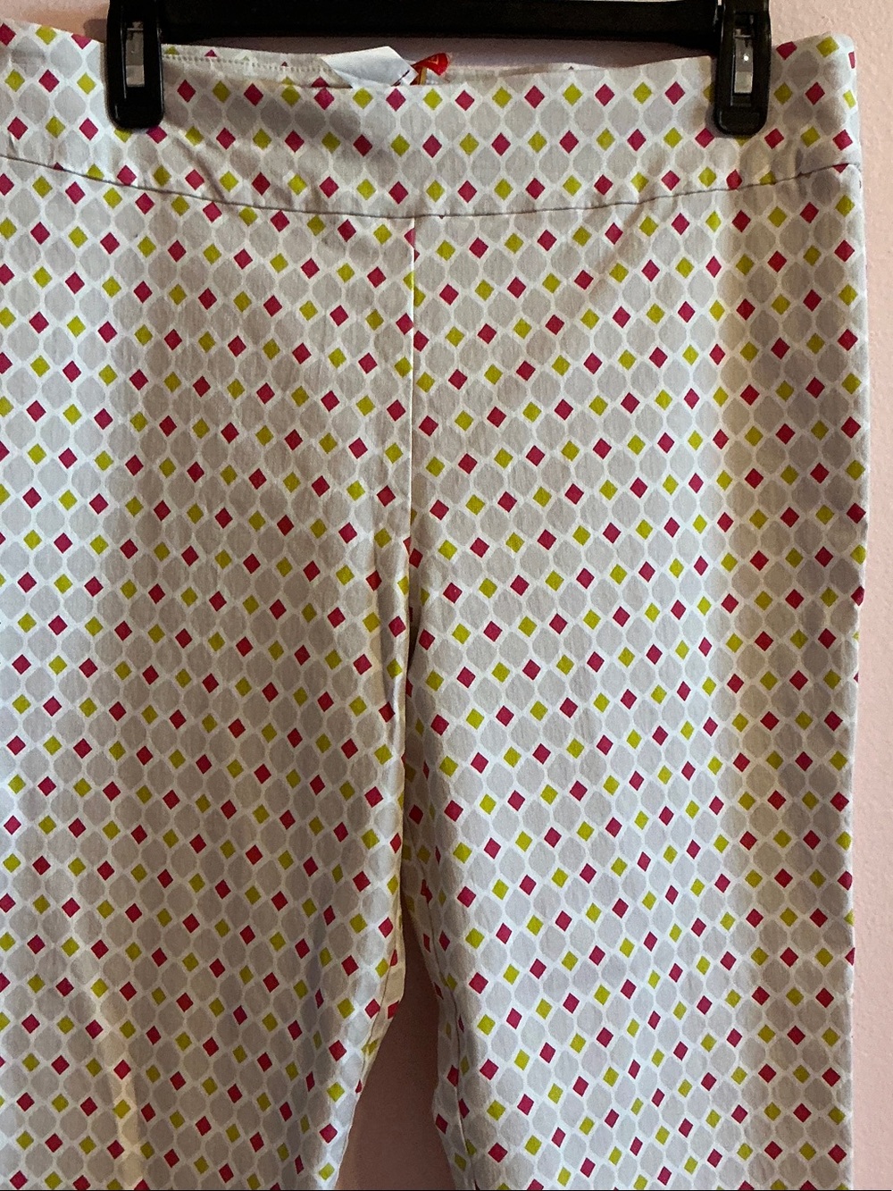 Women's Straight Leg Printed Pants - Pink Diamond Print